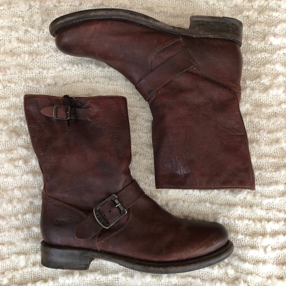 Frye Jenna Engineer Short Boot - 8.5 in Dark Brown